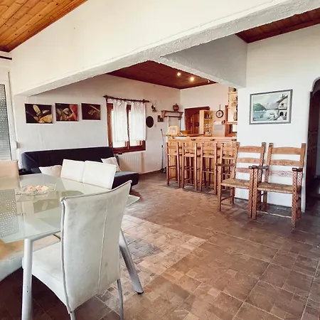 Villa Utopia *